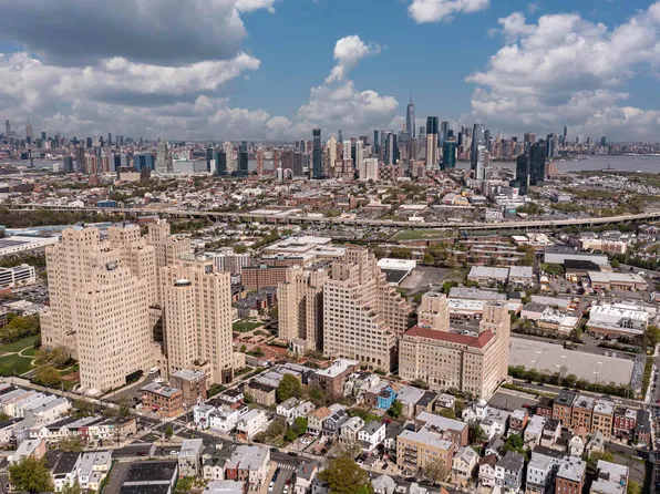 20 Beacon Way image 3 of 5