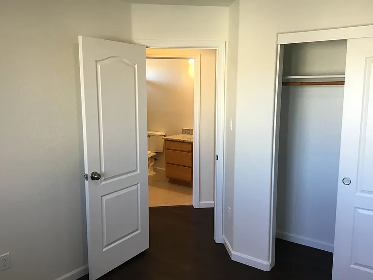 1391 Peppoli Loop SE — Photo 17