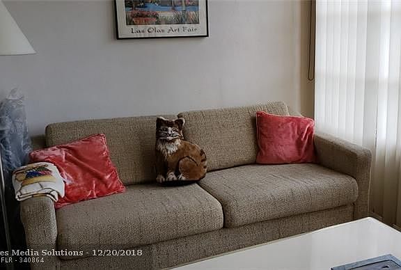4th image of 1015 Country Club Dr APT 402