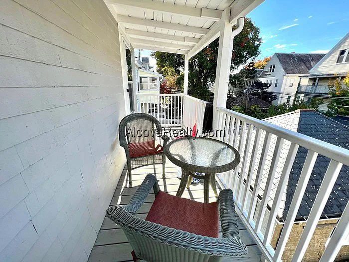 Leonard St — Photo 15