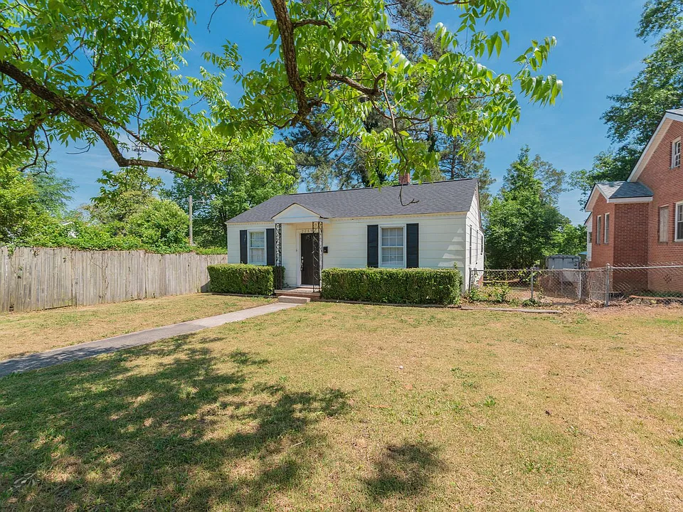 2269 Pund Ave