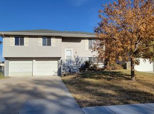 5609 S 139th St, Omaha, NE 68137