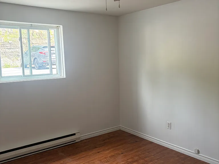 434 Palace Rd #14B — Photo 13
