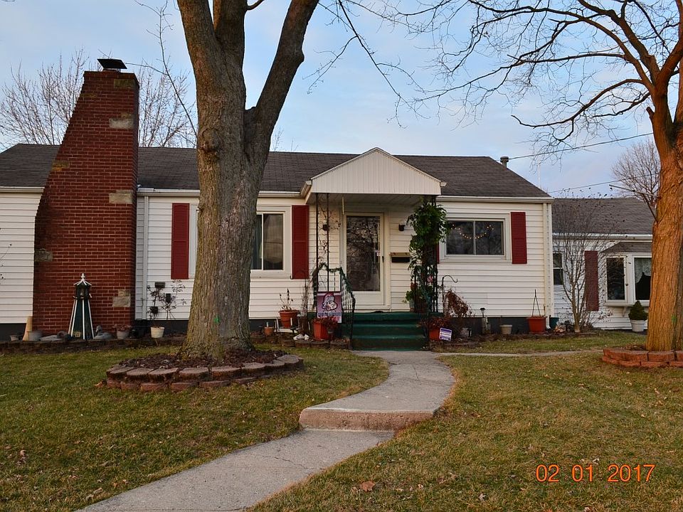 1st image of 194 W Lane Ave