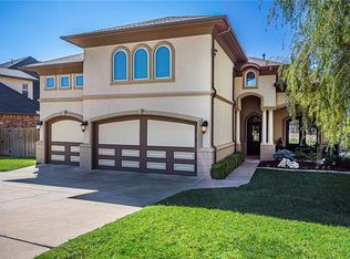 14737 Rochefort Ln, Yukon, OK 73099