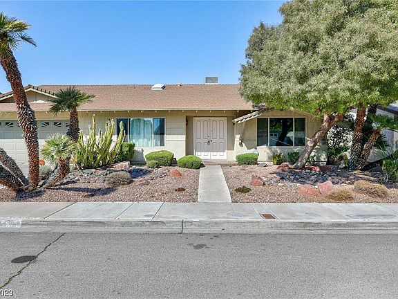 2nd image of 3154 Cardinal Ln