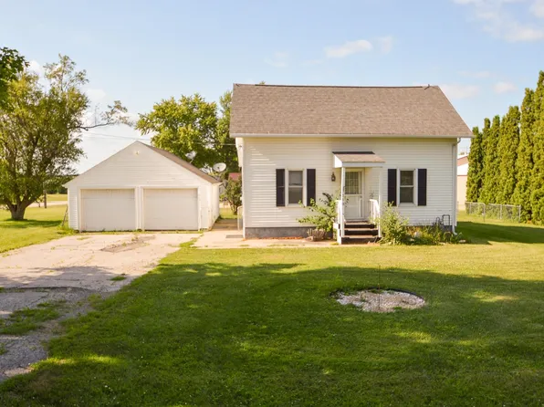 110 Grant St, Ryan, IA 52330