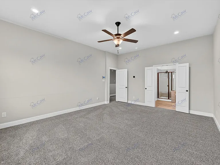 4224 Riverside Dr — Photo 11