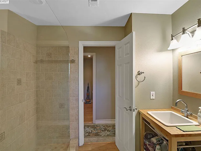 1234 Heather Ln — Photo 23