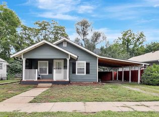 317 High St, Augusta, KS 67010