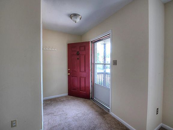 3rd image of 1929 Airy Cir