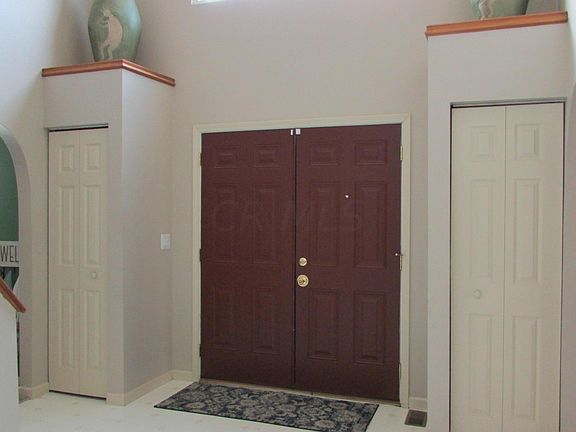 5th image of 3768 Carlotta St