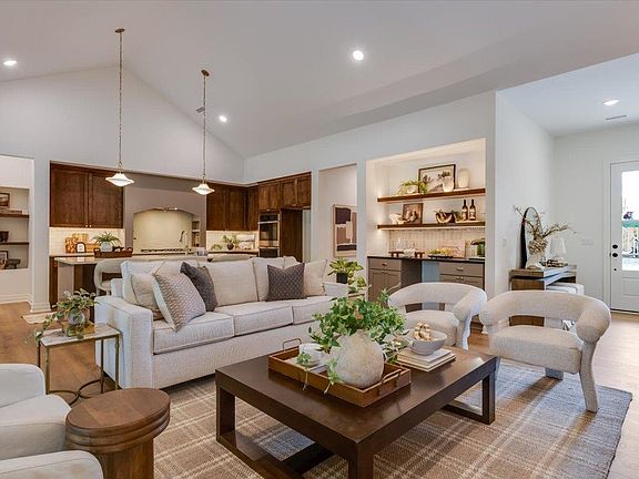 4th image of 14150 Oakwood