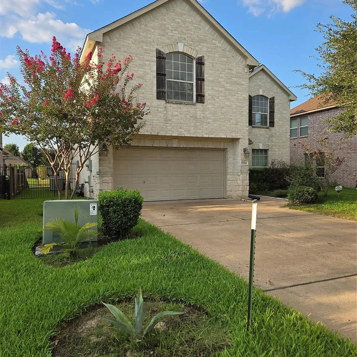 5 bed, 3.5 bath, 3051 sqft, $3,350 — Photo 1