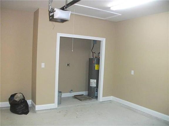 5th image of 145 Therease Dr