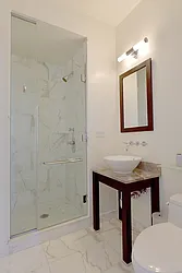 Rented by LUXE RESIDENCES INTERNATIONAL LLC