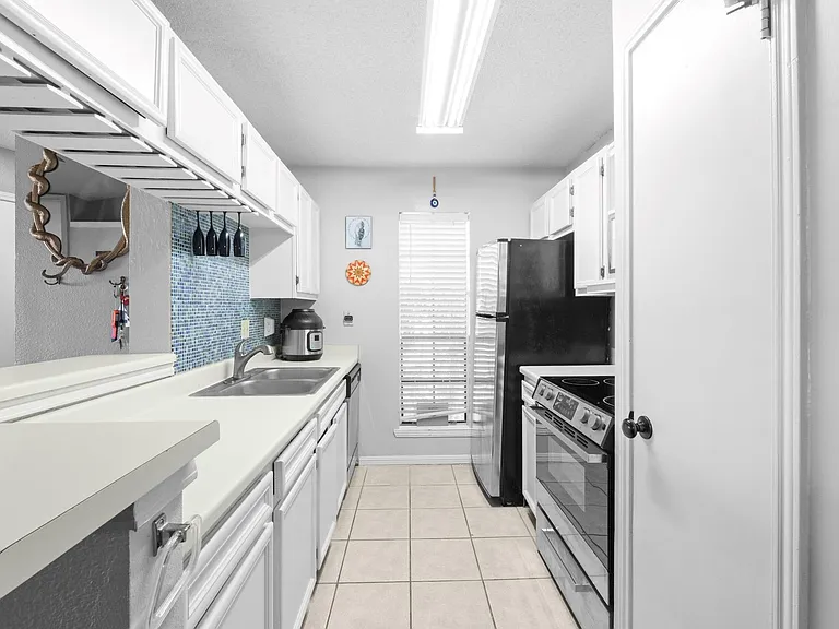 1601 Faro Dr #2204 — Photo 9