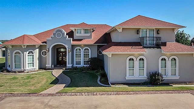 1st image of 7 Valleyview Dr