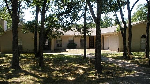 1st image of 1994 N Peytonville Ave