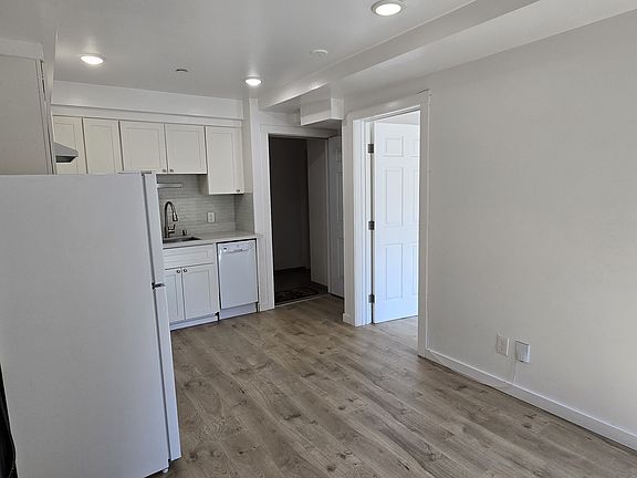 4th image of 156 Missouri St