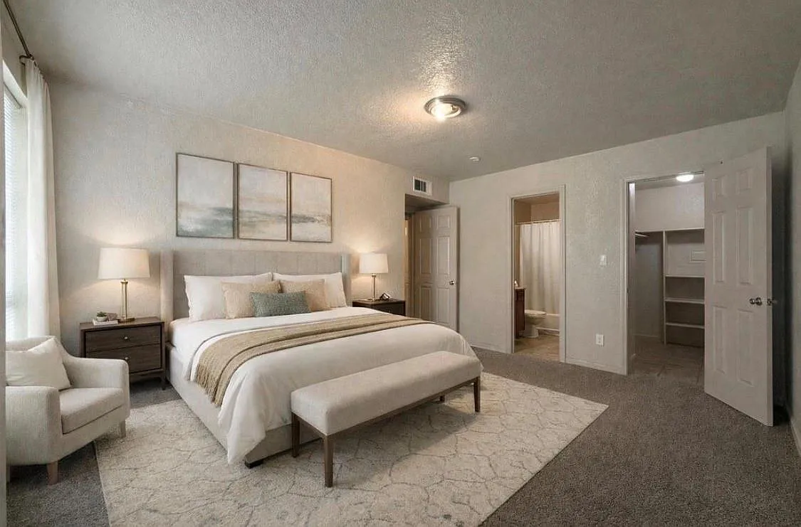 2 bed, 2.0 bath, 807 sqft, $1,100 — Photo 4