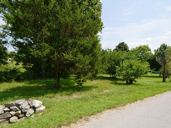 3rd image of 9281 Cornishville Rd