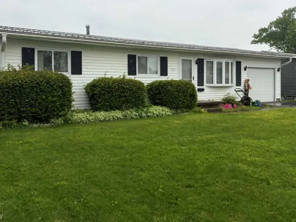 517 E 5th St, West Lafayette, OH 43845
