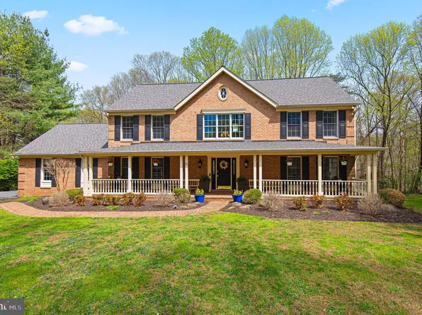 15 Carroll Meadows Dr, Baldwin, MD 21013