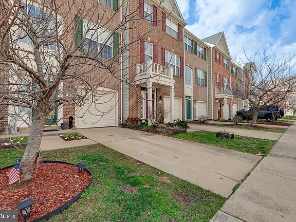 3rd image of 903 Freshes Ln
