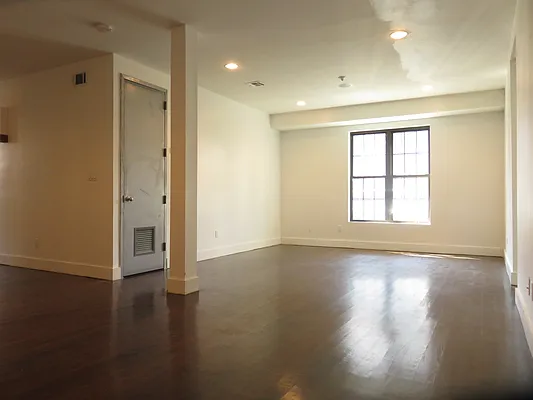 Rented by Rennit Inc. | media 18