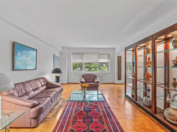 900 Palmer Road #2F, Bronxville, NY 10708