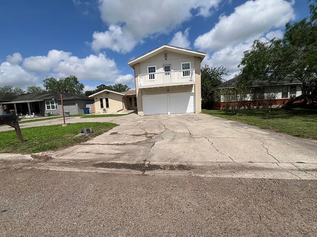 1235 N Fannin St - Property Image