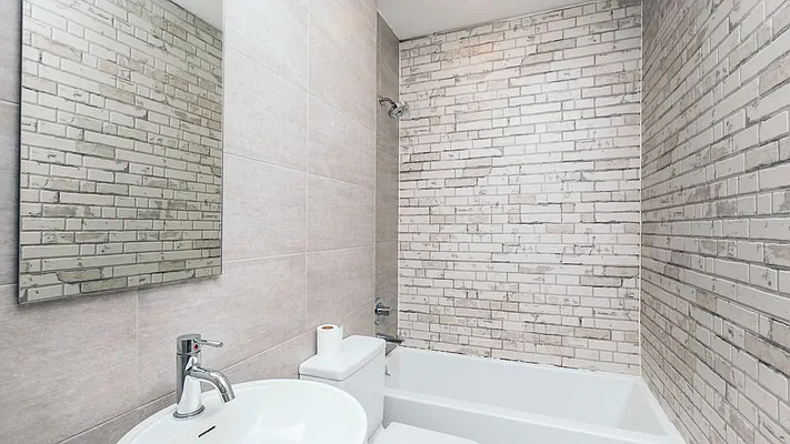 Rented by Nooklyn NYC LLC | media 43