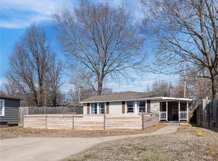 4812 NE 47th St, Kansas City, MO 64117
