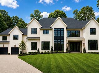 4671 E Conway Dr NW, Sandy Springs, GA 30327