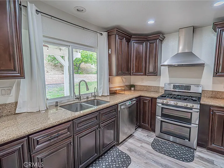 25535 Chisom Ln — Photo 15