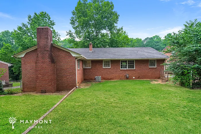 2326 Kaywood Ln — Photo 15