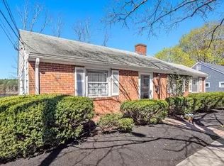 727 Main St, Wakefield, MA 01880