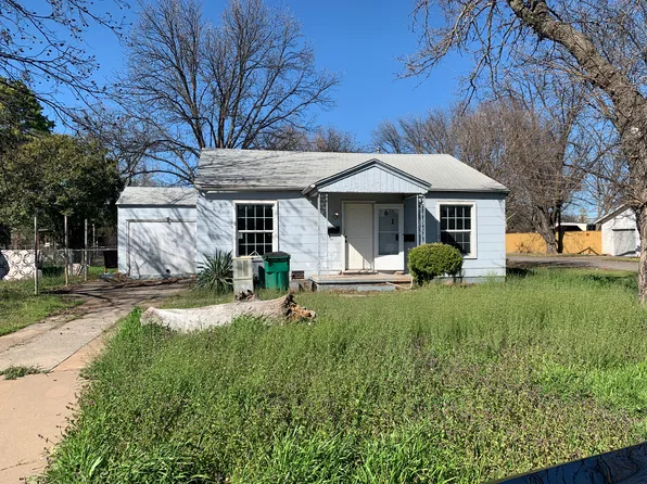 615 Sycamore Dr, Burkburnett, TX 76354