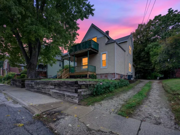 605 S Lee St, Bloomington, IL 61701