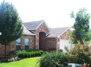 129 Tomahawk Dr, Greenville, TX 75402