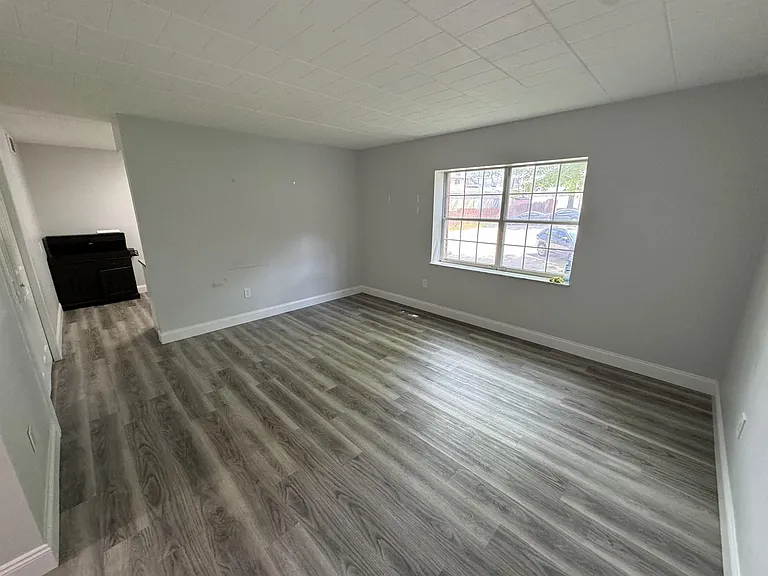 906 Erdner Ave #4 — Photo 5