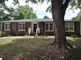 609 Great Glen Ct, Greenville, SC 29615