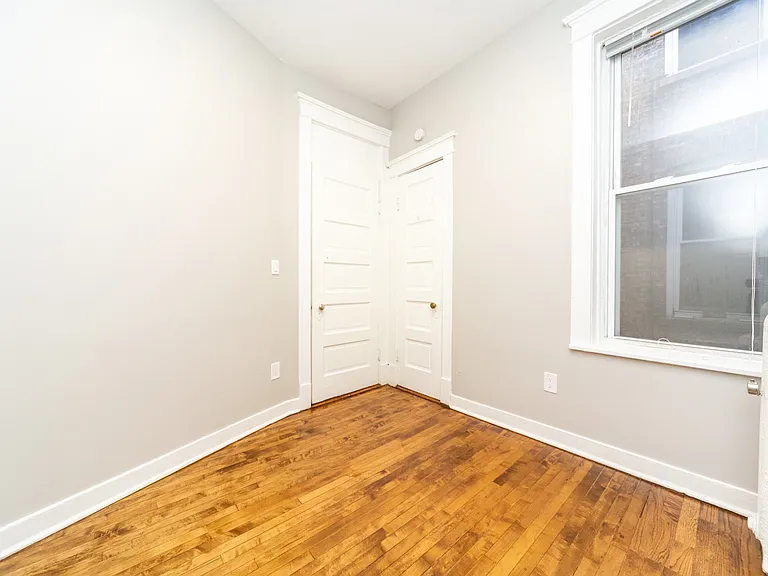 1204 Lexington — Photo 26