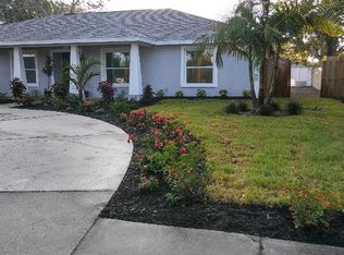 2215 43rd St W, Bradenton, FL 34209