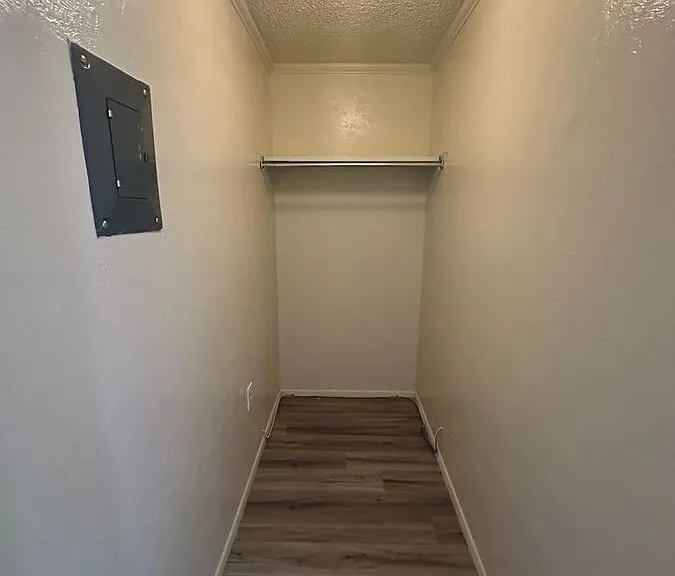 461 El Paso Blvd #F — Photo 10