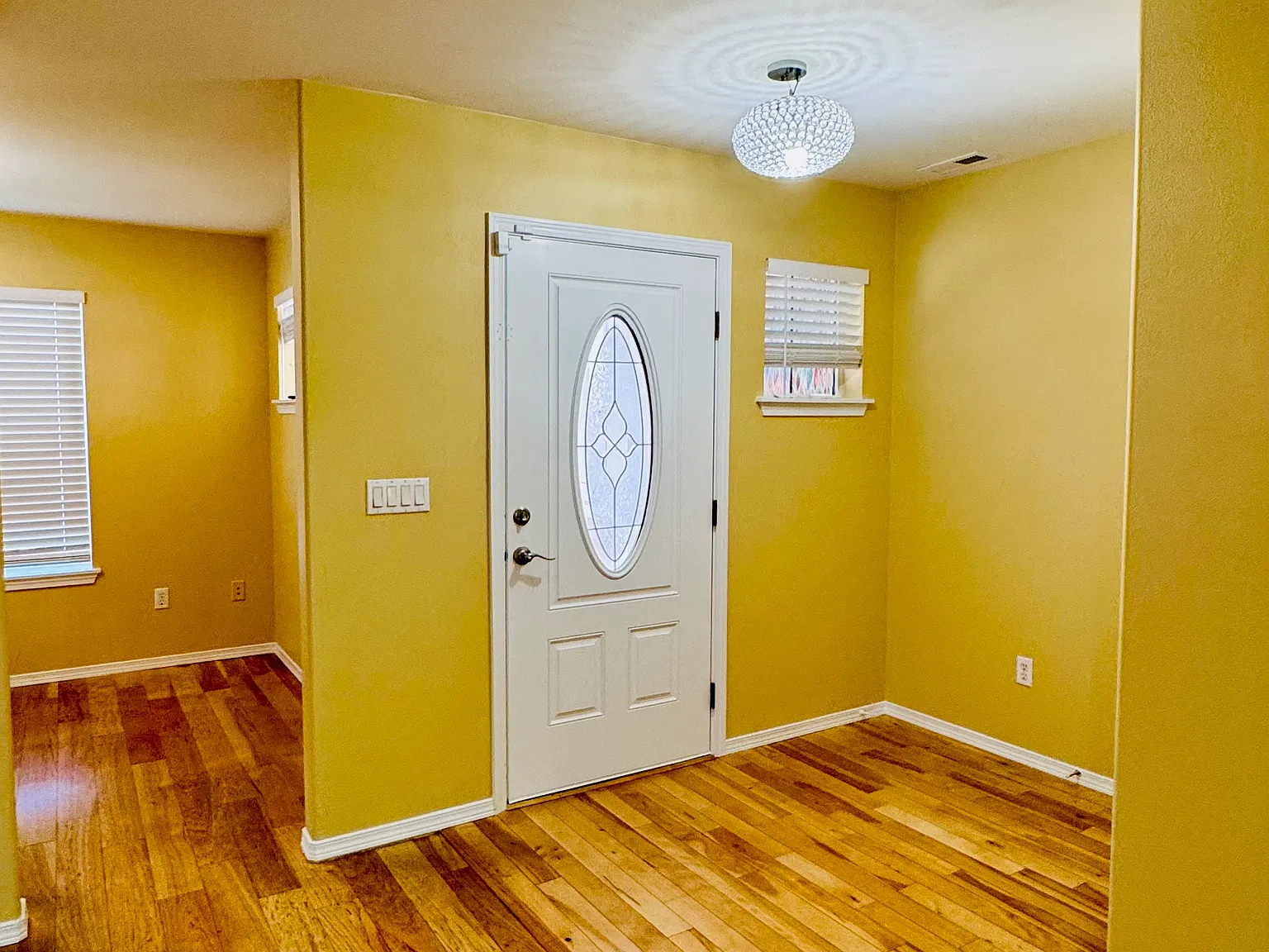 4 bed, 3100 sqft, $4,900 — Photo 4