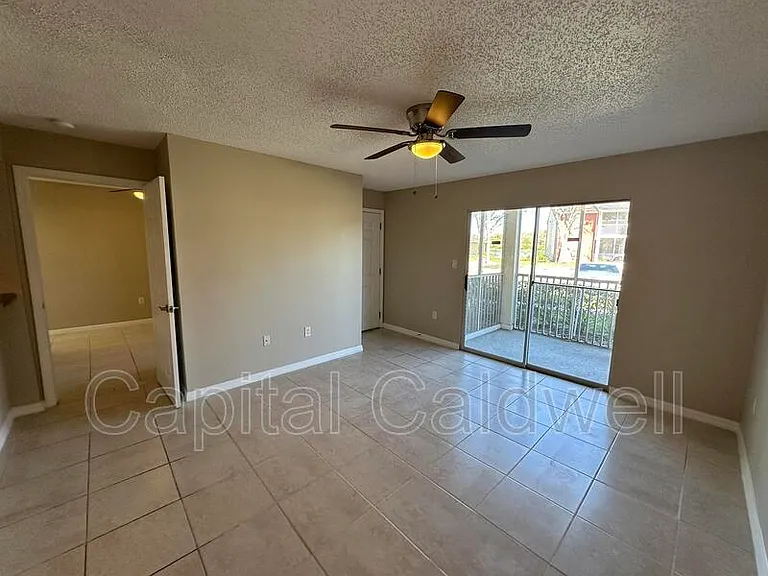 209 Lake Brook Cir #LB103 — Photo 9