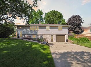 3172 Lehner Rd, Dodgeville, WI 53533