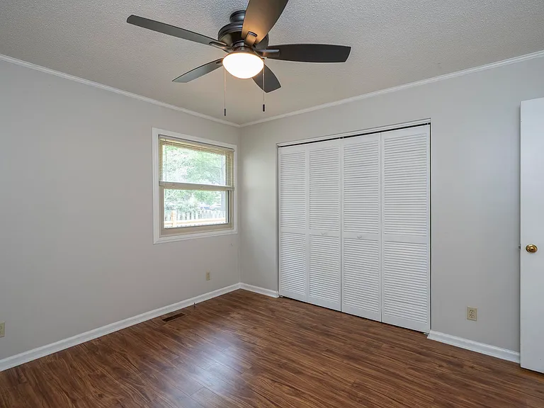 4 Baytree Ct #A — Photo 8